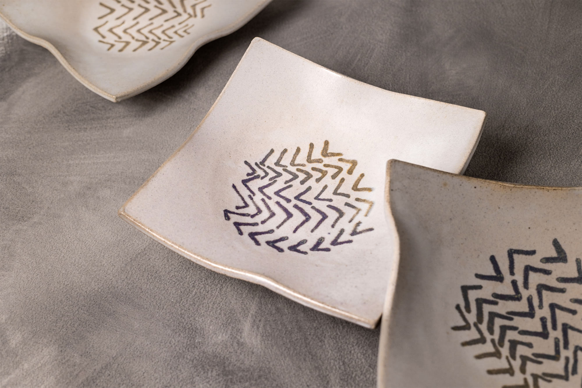 Pieza de cerámica de la vajilla diseñada para el proyecto.